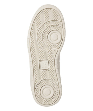 Veja Women V-12 Sneakers White 7 US