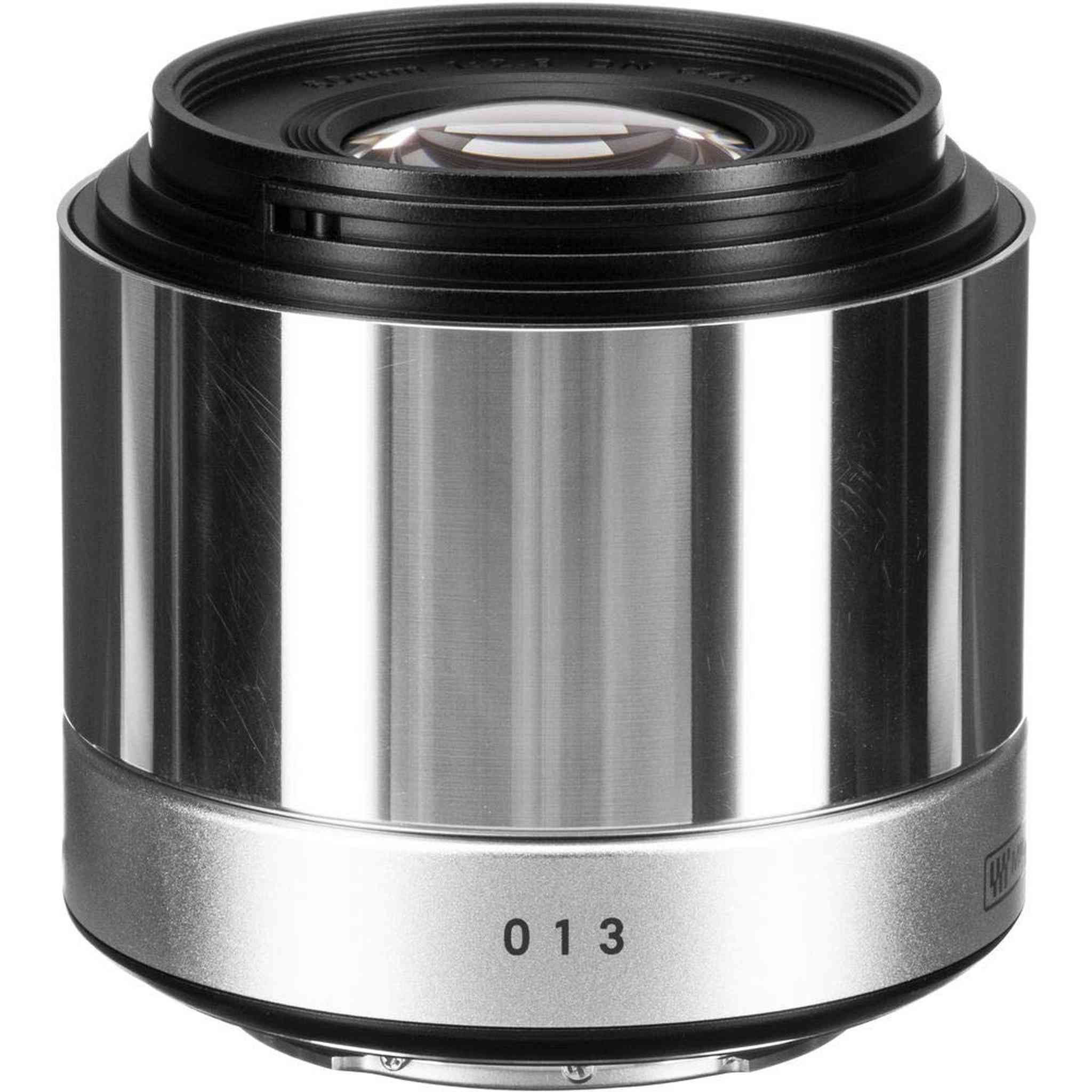 Sigma 60mm f/2.8 DN Lens for Micro Four Thirds Mount Cameras 35S963