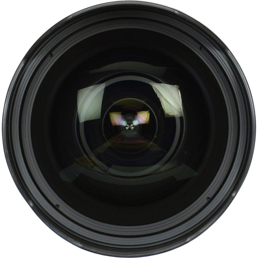 Canon EF 11-24mm f/4L USM Lens Intl Model with Lens Case, Tripod and Cleaning Kit