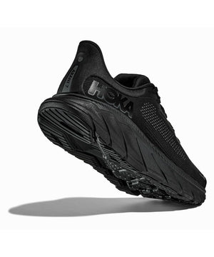 Hoka Men's Arahi 7 Sneaker, Black/Black, 7