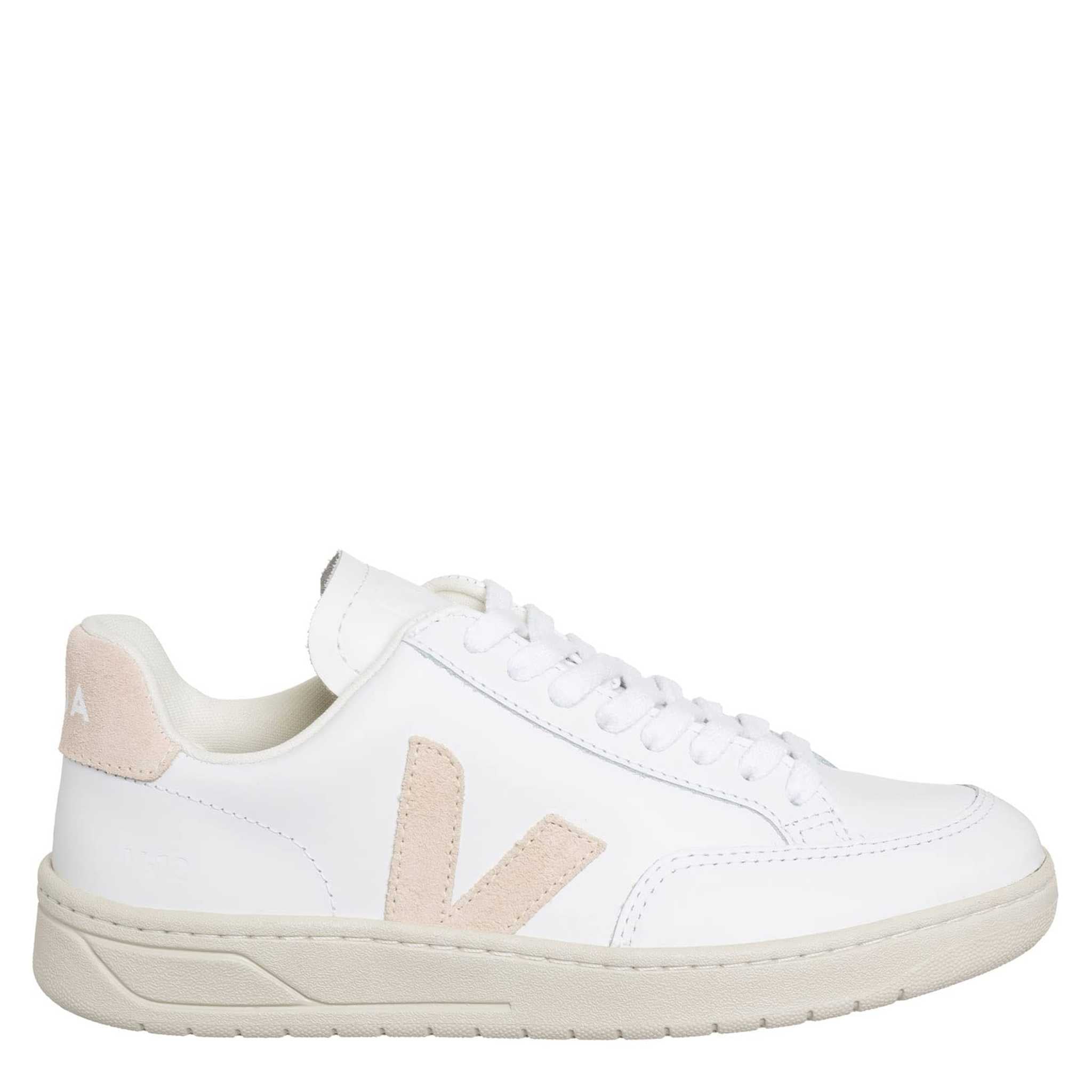 Veja Women V-12 Sneakers White 9 US