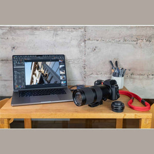 Leica Vario-Elmar-SL 100-400mm f/5-6.3 Lens L-Mount