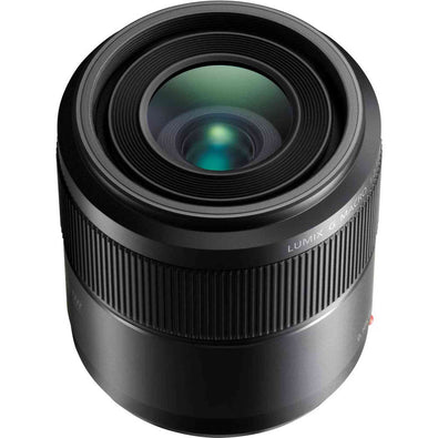 Panasonic 30mm f/2.8 O.I.S. Lens + Deluxe Lens Cleaning Kit