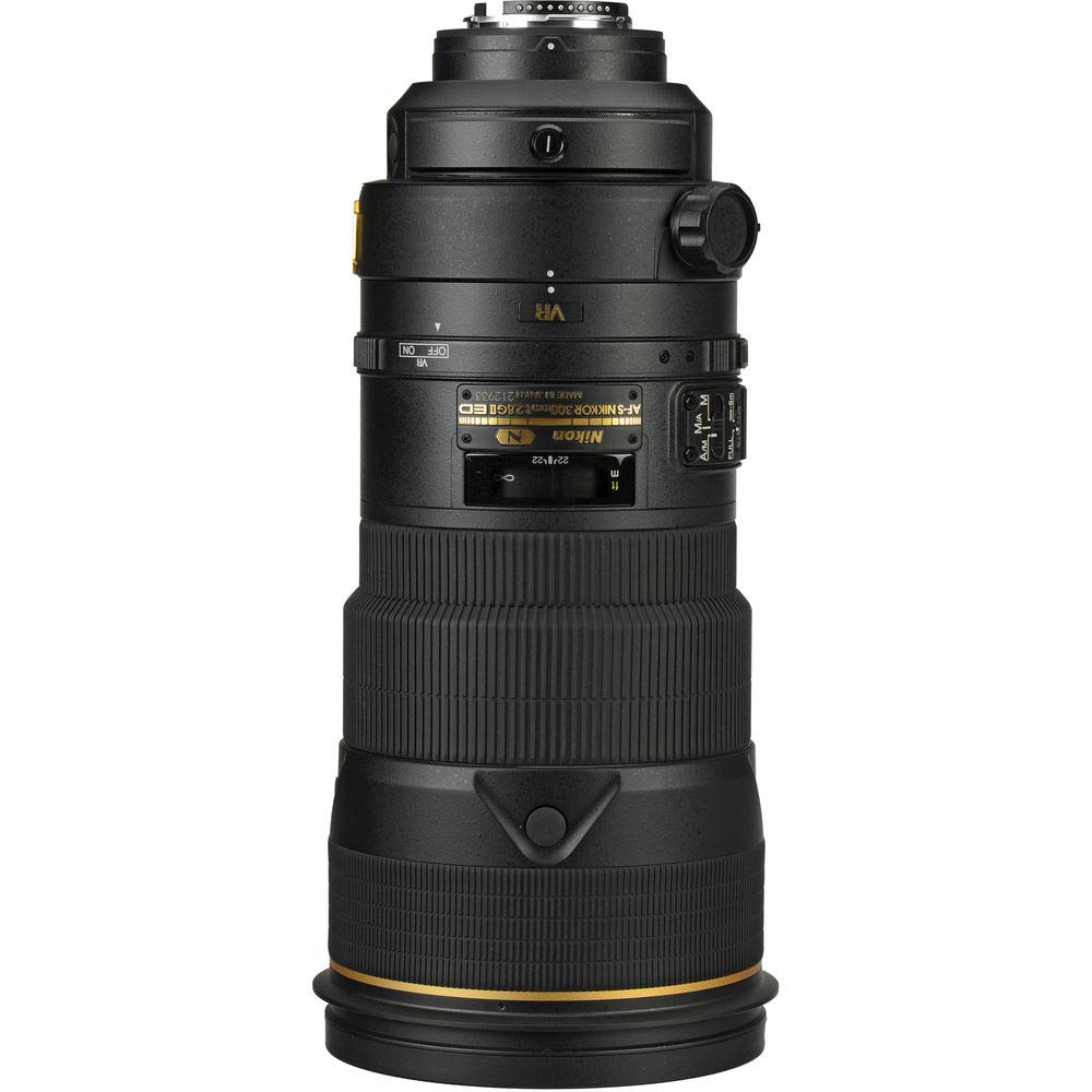 Nikon 300MM F/2.8G AFS ED-IF VR II + Deluxe Lens Cleaning Kit
