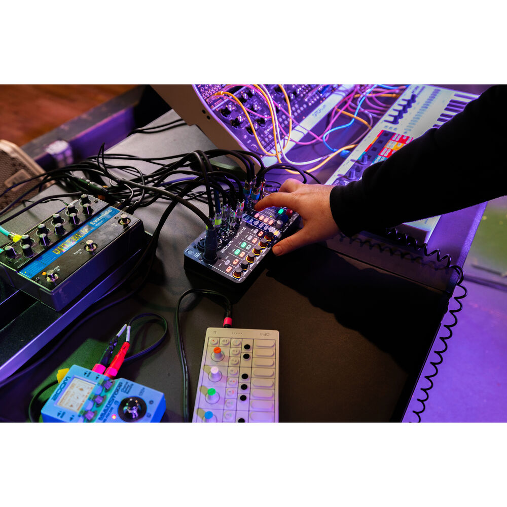 Zoom LiveTrak L-6 Portable 6-Channel Digital Mixer, USB C to Male USB C Cable