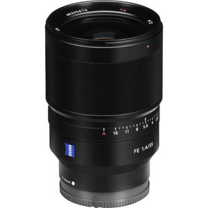 Sony Distagon T FE 35mm f/1.4 ZA Standard Lens for Mirrorless Cameras SEL35F14Z - Bundle