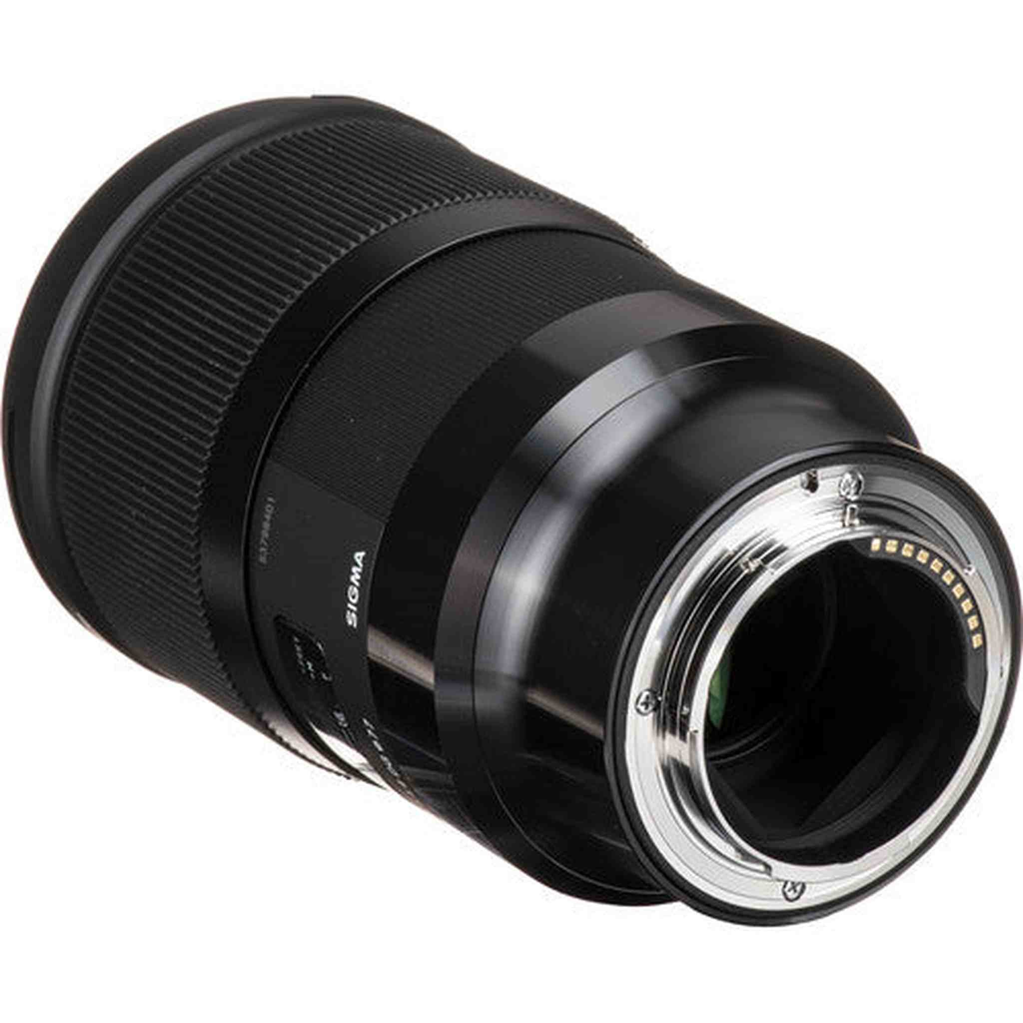 Sigma 28mm f/1.4 DG HSM Art Lens for Sony E Mount Bundle