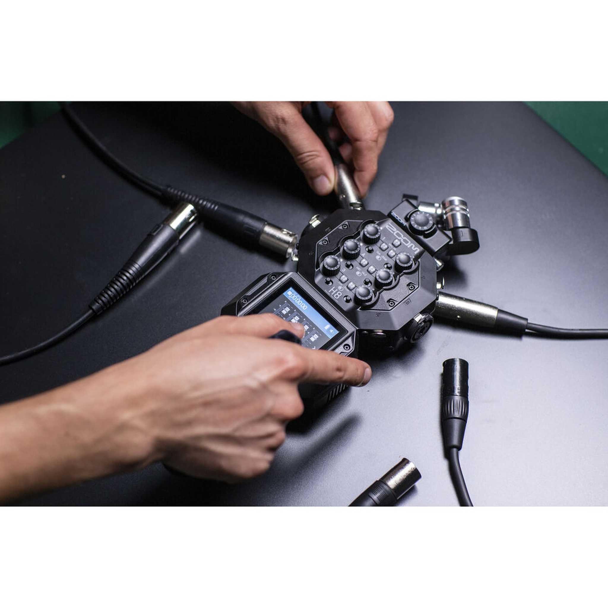 Zoom H8 12-Track Handy Audio Recorder, Sony MDR-7506 Stereo Headphones, Bundle