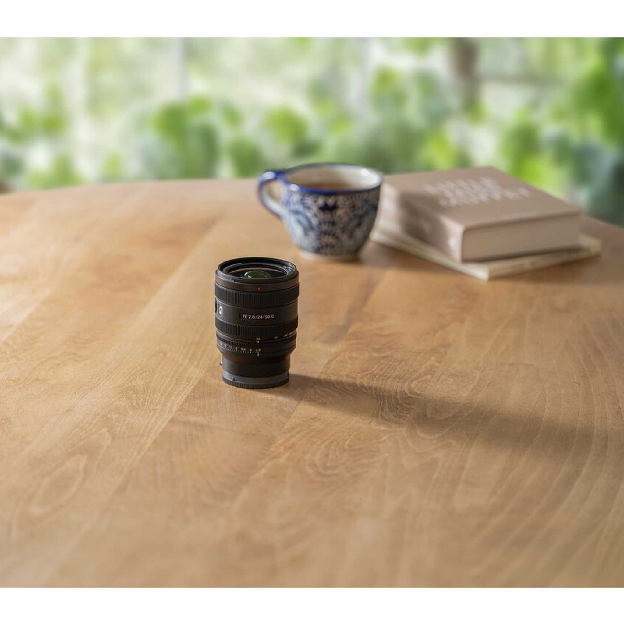 Sony FE 24-50mm f/2.8 G Lens Sony E SEL2450G + 64GB Memory Card + More - Bundle