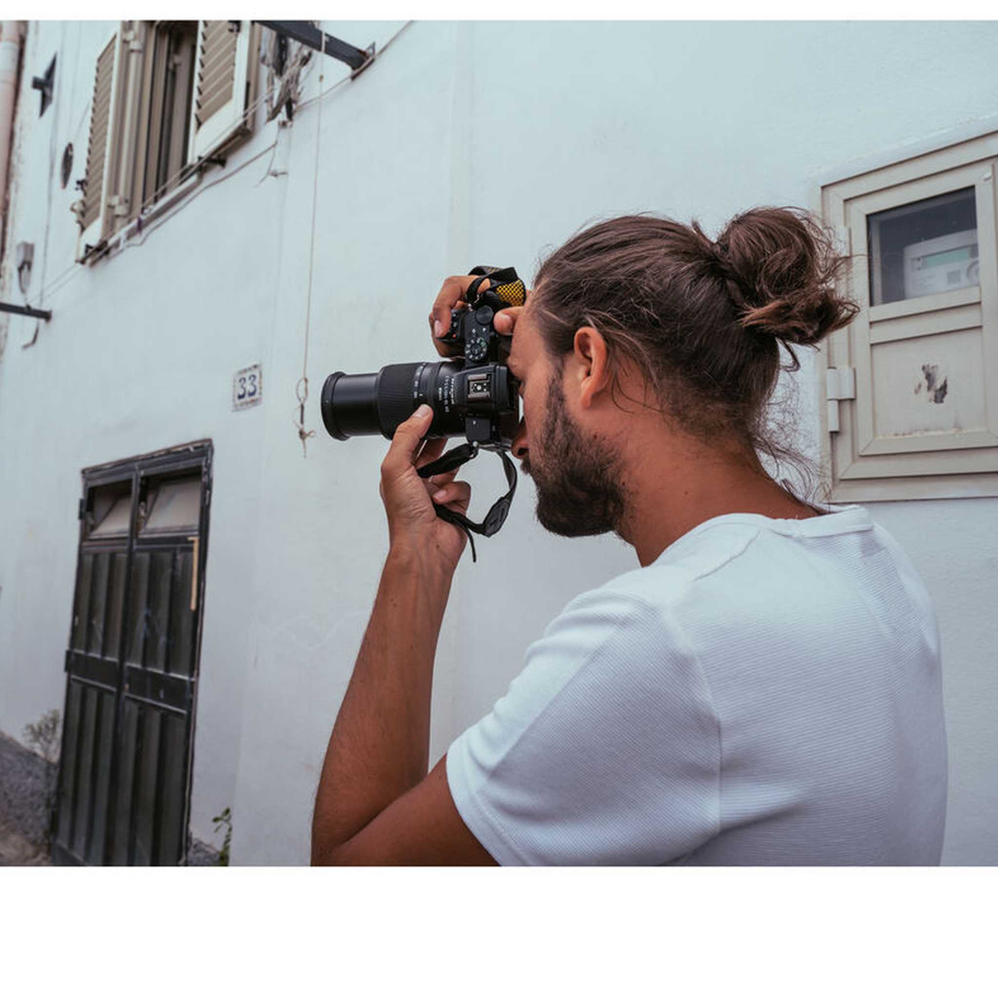 Nikon NIKKOR Z DX 18-140mm f/3.5-6.3 VR Compact Zoom Lens 20104 Bundle