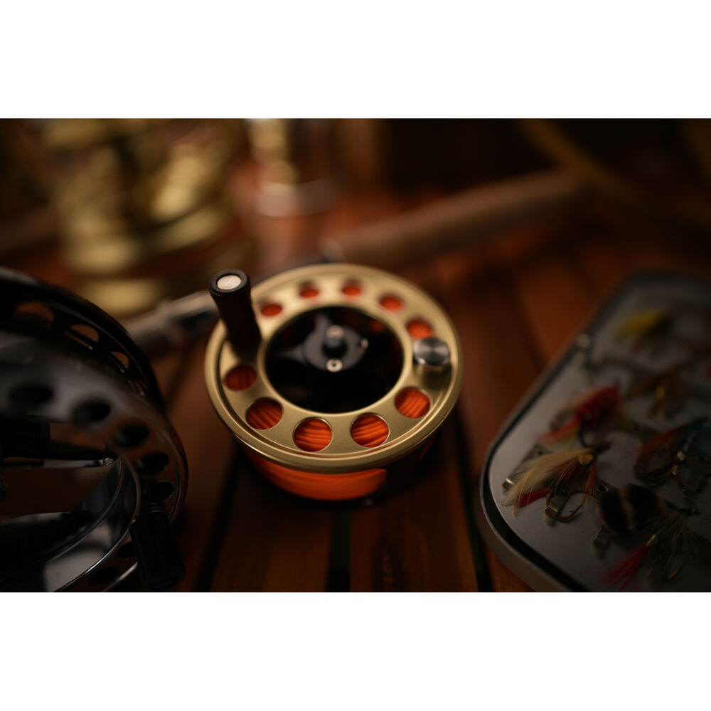 Canon RF 20mm f/1.4 L Lens | Full-Frame Ultra-Wide Prime, Weather-Sealed - Bundle