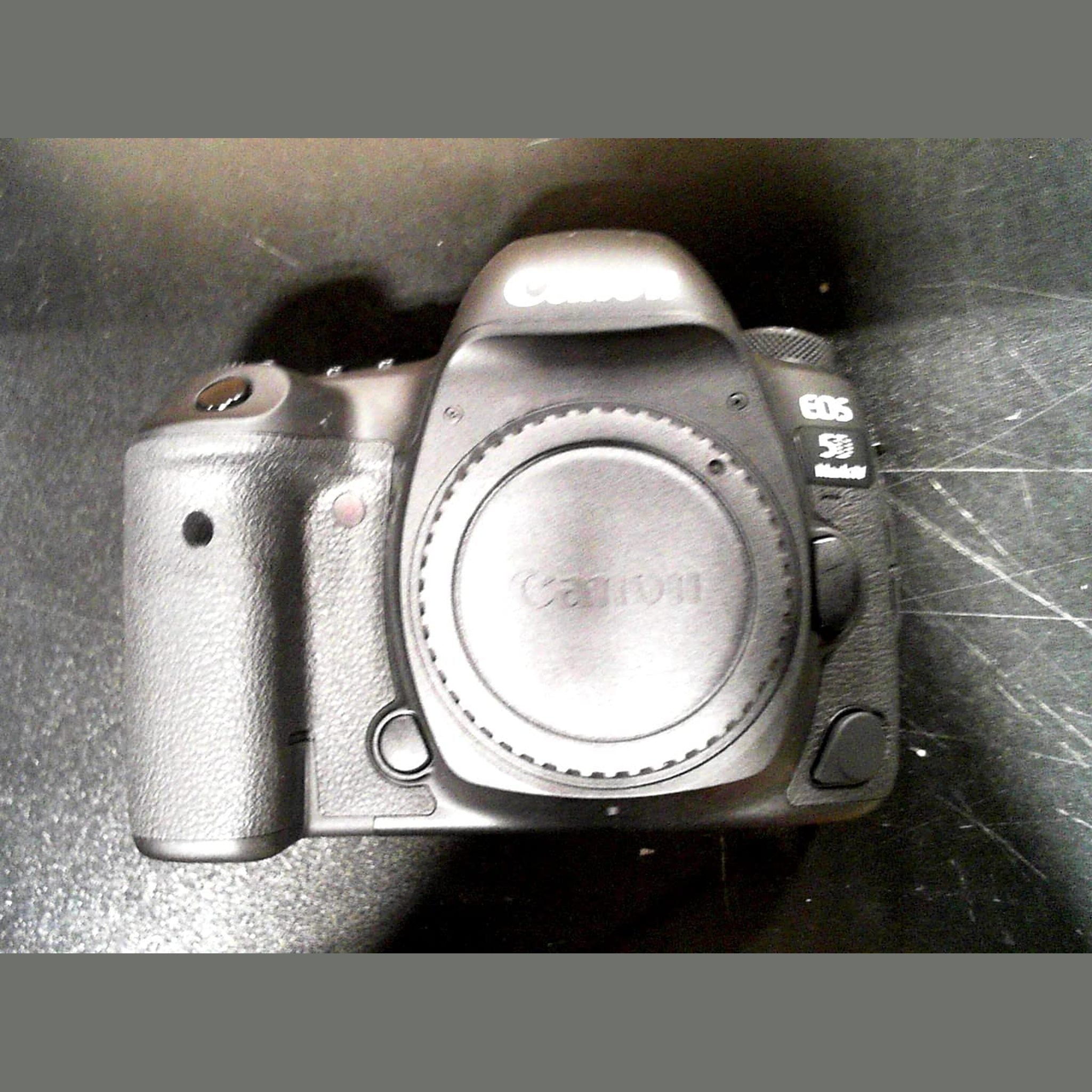 Canon EOS 5D Mark IV Full Frame Digital SLR Camera with EF 24-105mm f/4L is II USM Lens Kit