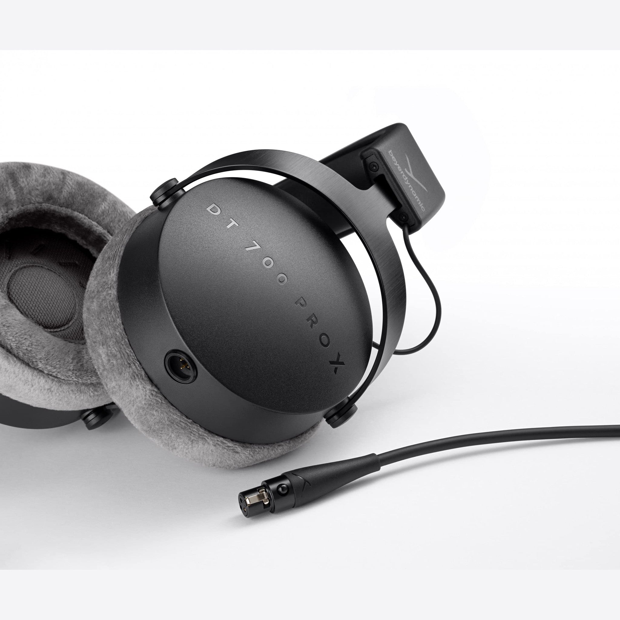 beyerdynamic DT 700 PRO X Closed-Back Studio Headphones with Stellar.45 Driver for Recording and Monitoring on All Playback Devices