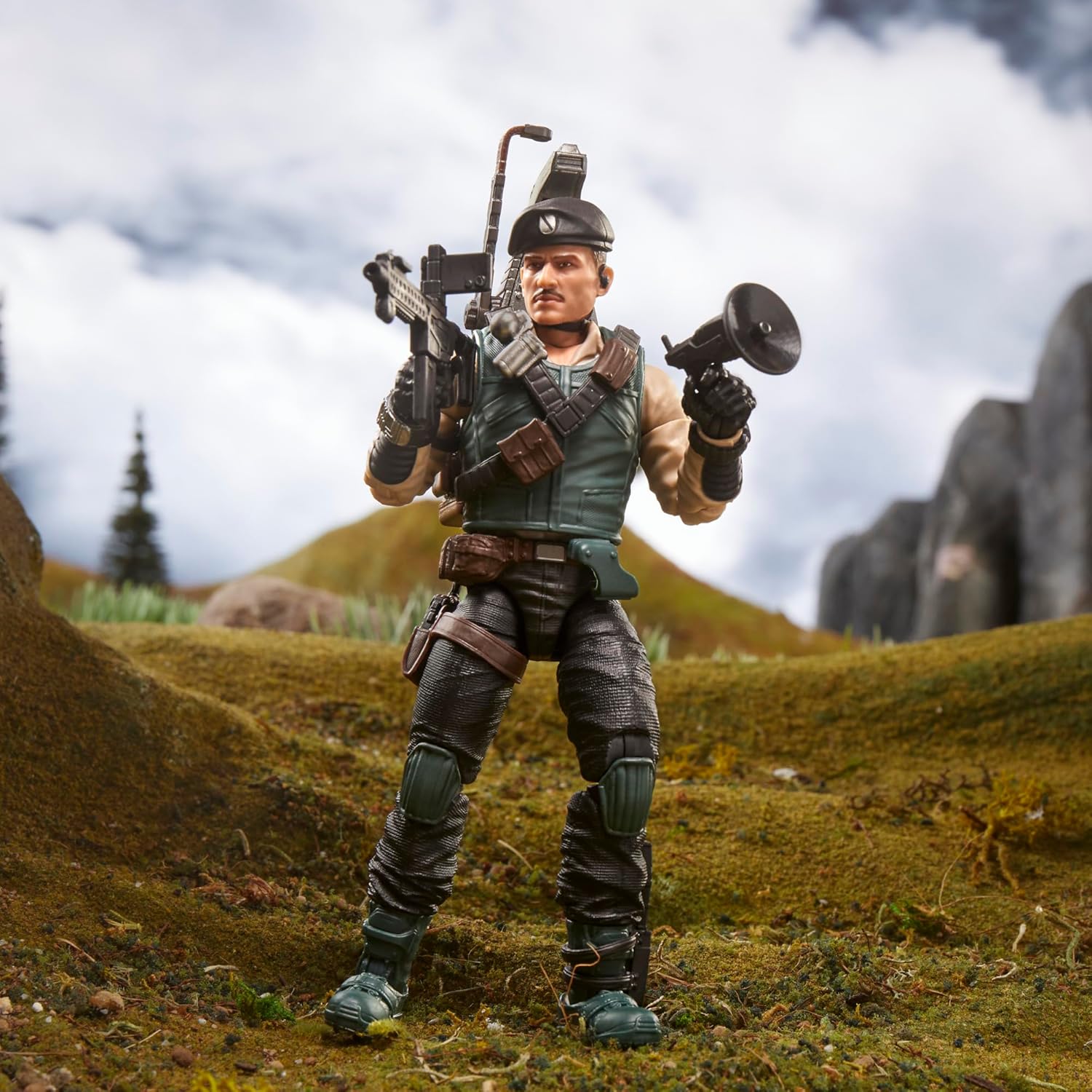 G.I. Joe Classified Series #149, Dial-Tone, Collectible 6 Inch Action Figure with 6 Accessories