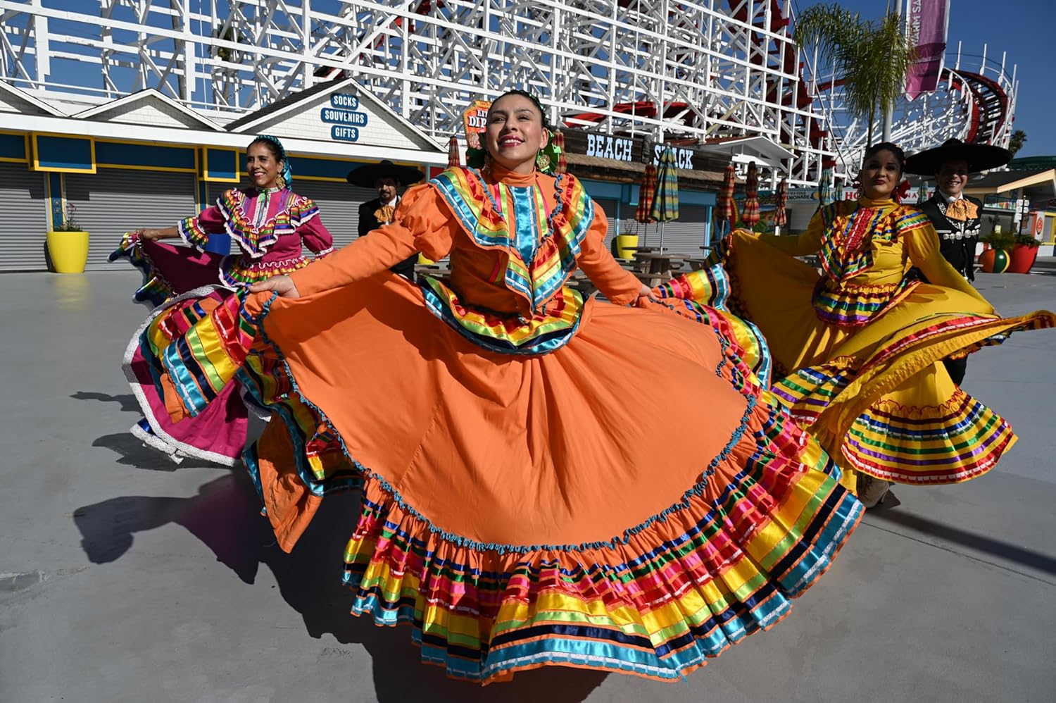 Nikon NIKKOR Z 28-400mm f/4-8 VR Mirrorless Lens