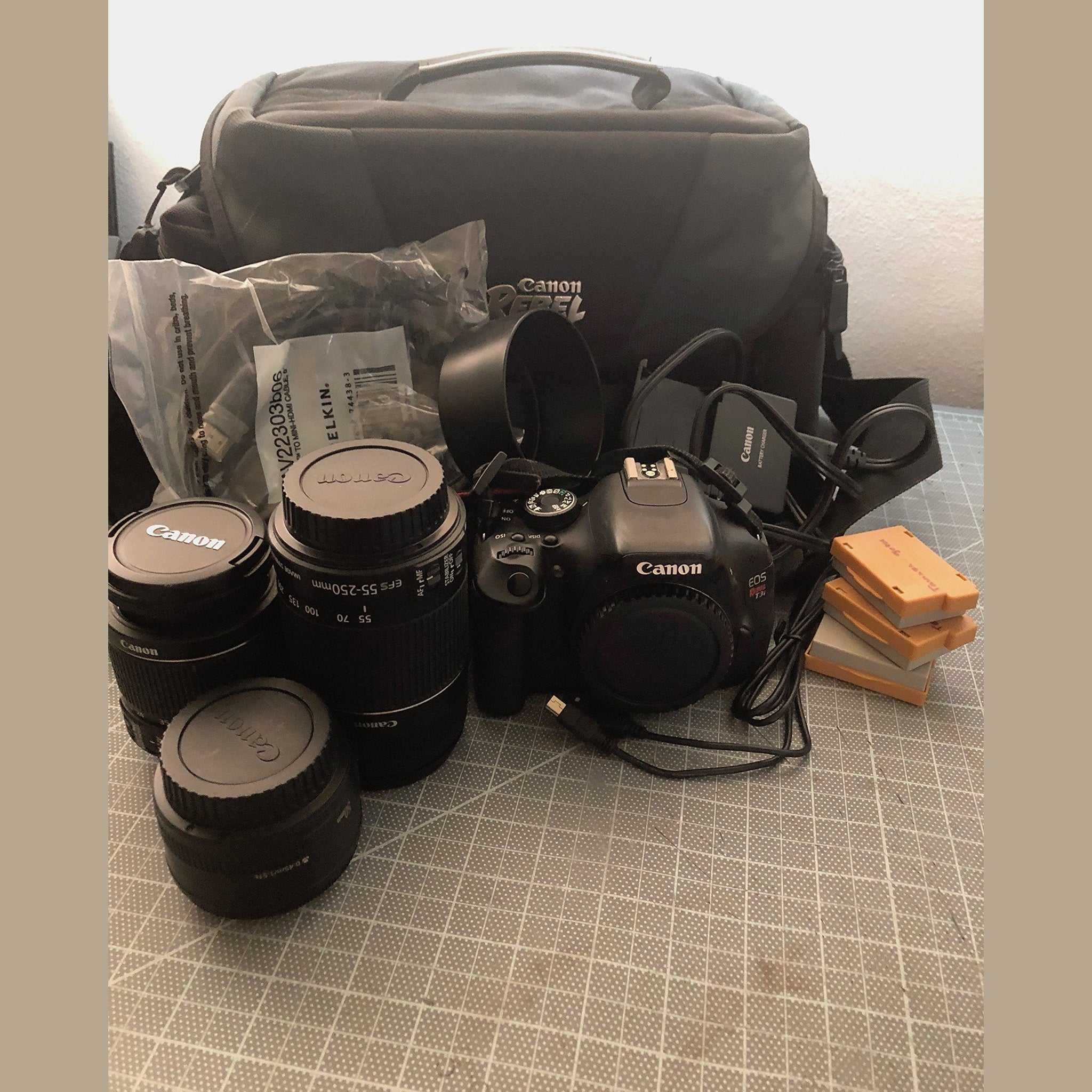 Canon EOS Rebel T6 Digital SLR Camera Kit with EF-S 18-55mm f/3.5-5.6 is II Lens, Built-in WiFi and NFC - Black Renewed - Reconditioned Canon