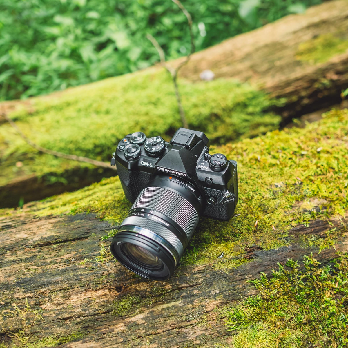 OM SYSTEM OM-5 Mark II BLK w/M.ZUIKO Digital 14-150mm f4.0-5.6 II Compact Light Weight Weather Sealed 4K Video Camera Best for Outdoor Travel - Reconditioned