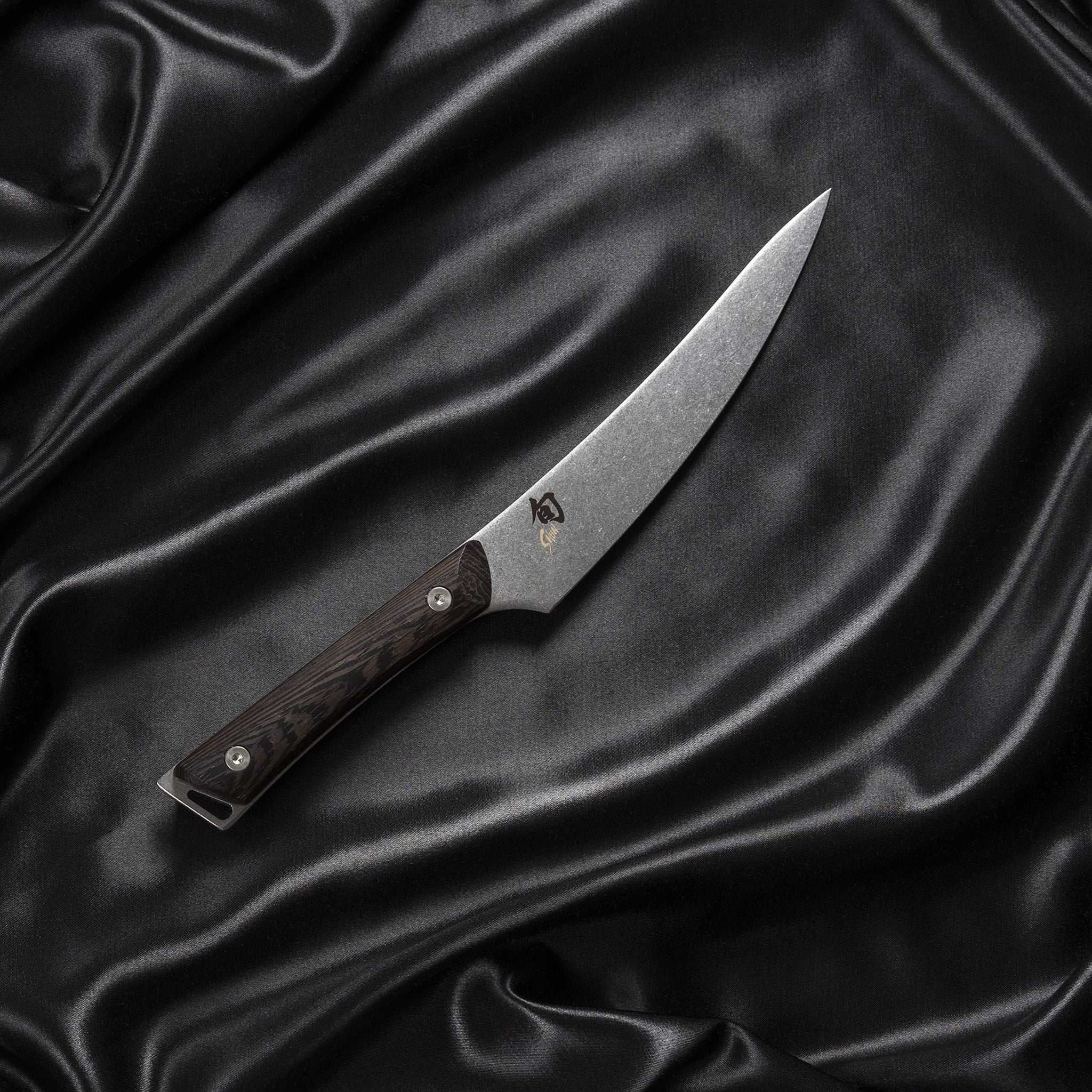 Shun Kanso 6" Boning and Fillet Knife, Handcrafted Japanese Curved Boning Knife, AUS10A Stainless Steel Blade, Tagayasan Handle, Meat and Fish Tool for Professional and Home Chefs Shun