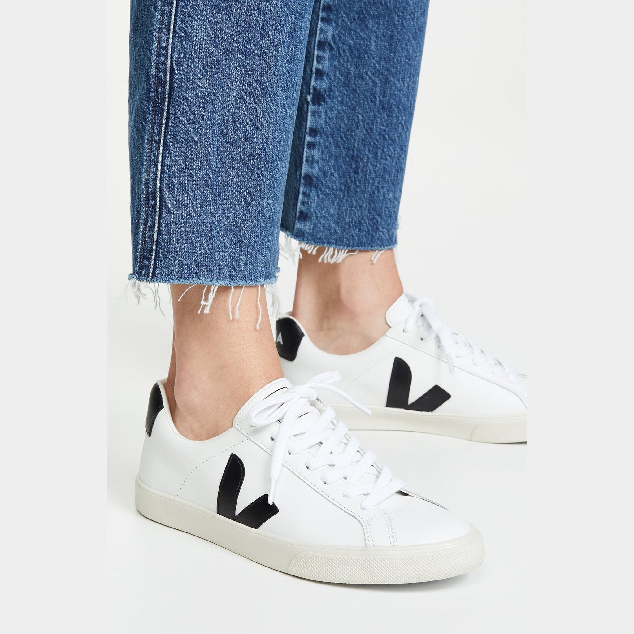 Veja Women's Esplar Logo Sneakers, Extra White/Black, 7 Medium US