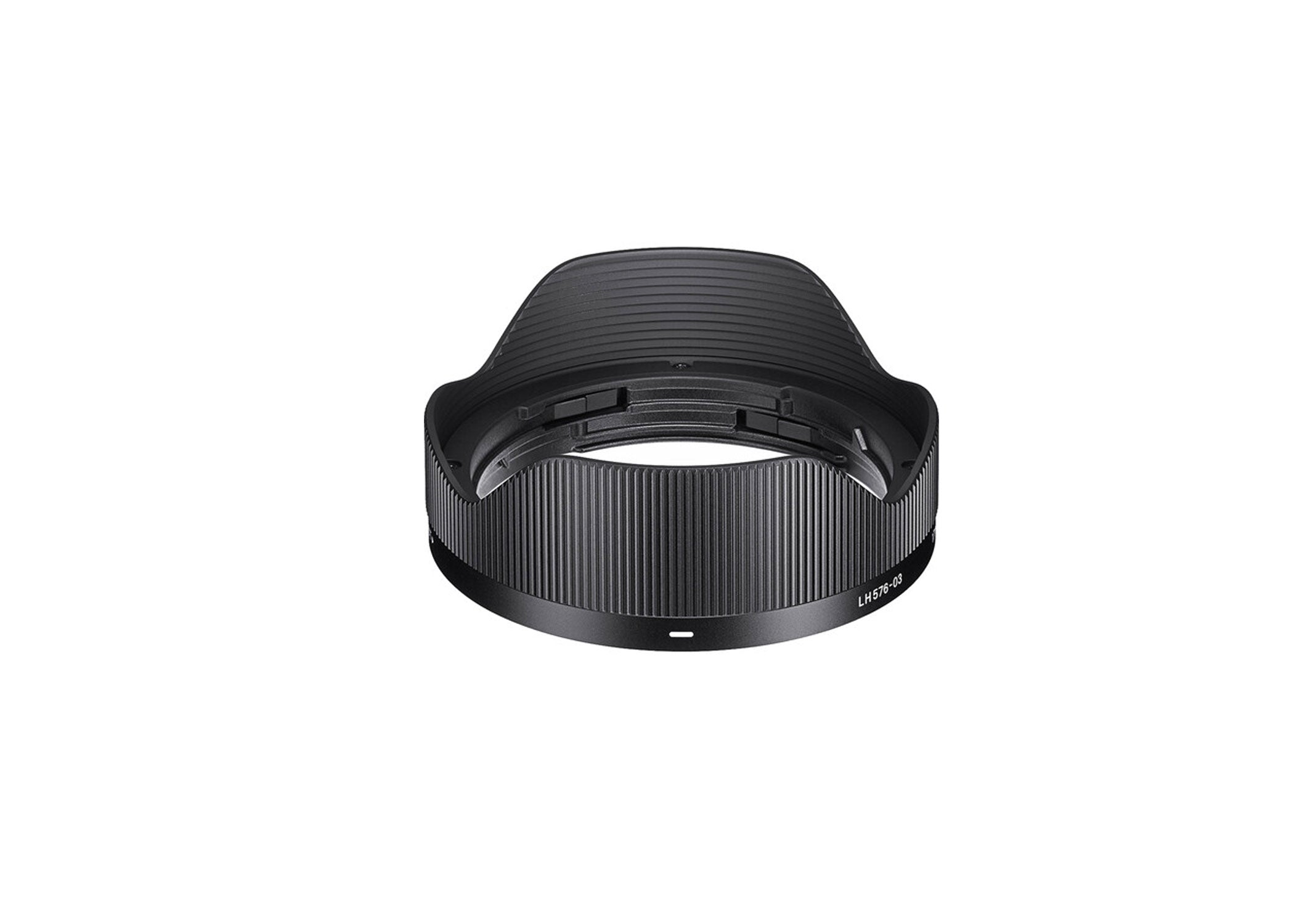 Sigma 17mm f/4 DG DN Contemporary Lens for Sony E Mount with Lens Case -