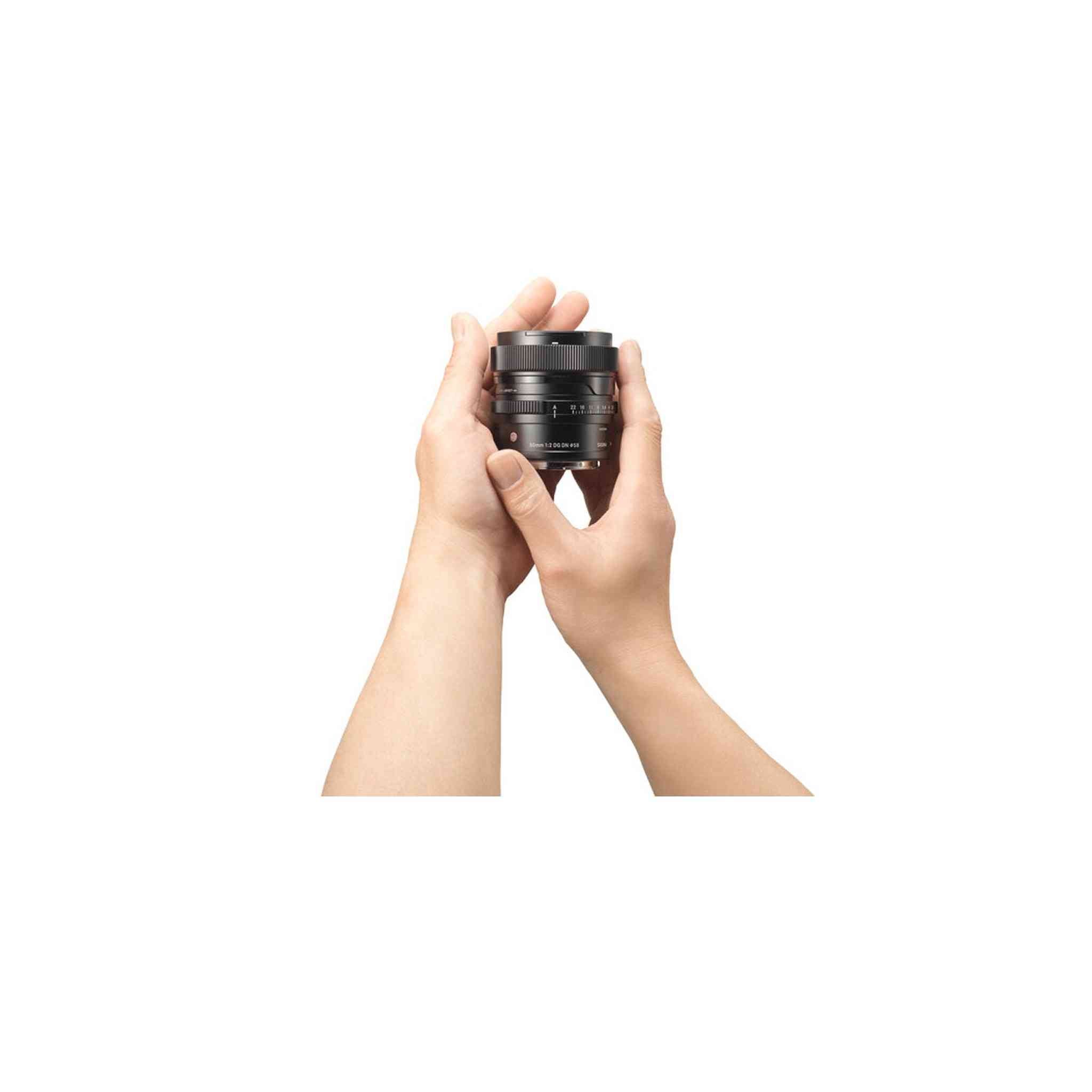 Sigma 50mm f/2 DG DN Contemporary Lens Leica L with Memory Card