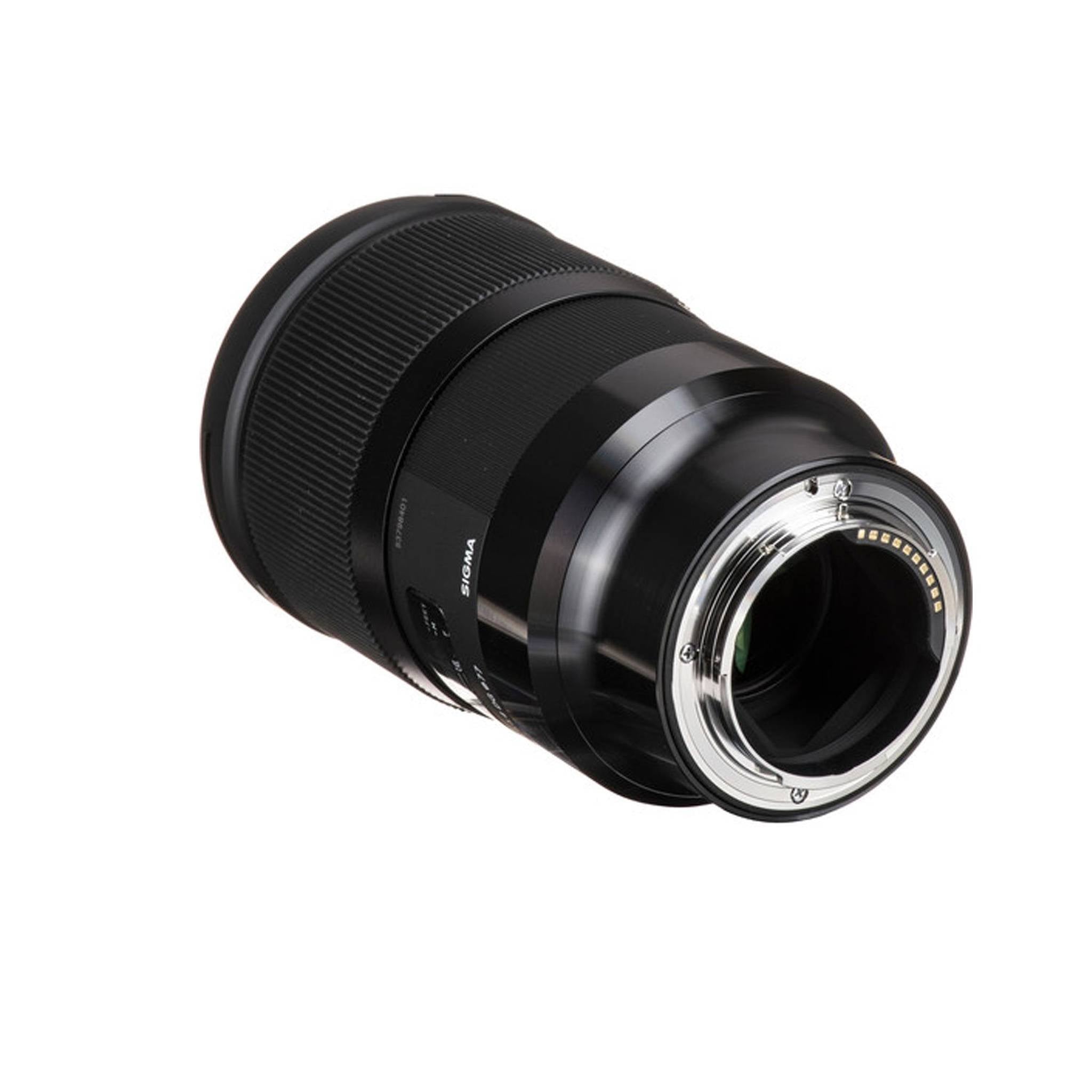 Sigma 28mm f/1.4 DG HSM Art Lens Sony E with 128GB Memory Card and Filter Kit