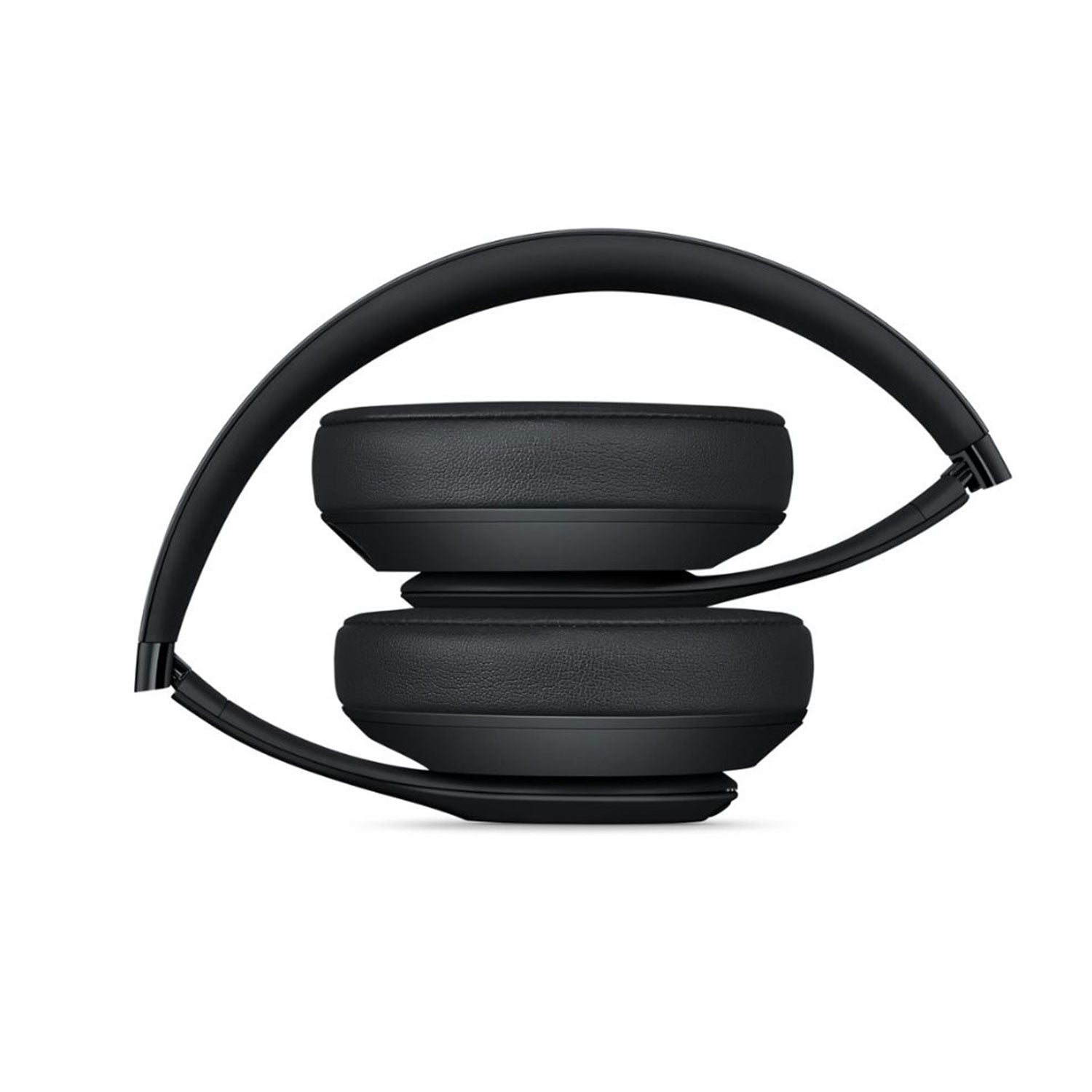 Beats Studio3 Wireless Headphones with 6Ave Cleaning Kit -