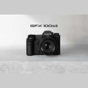 Fujifilm GFX100S II Mirrorless Medium Format Camera +GF 100-200mm f/5.6R LM Lens