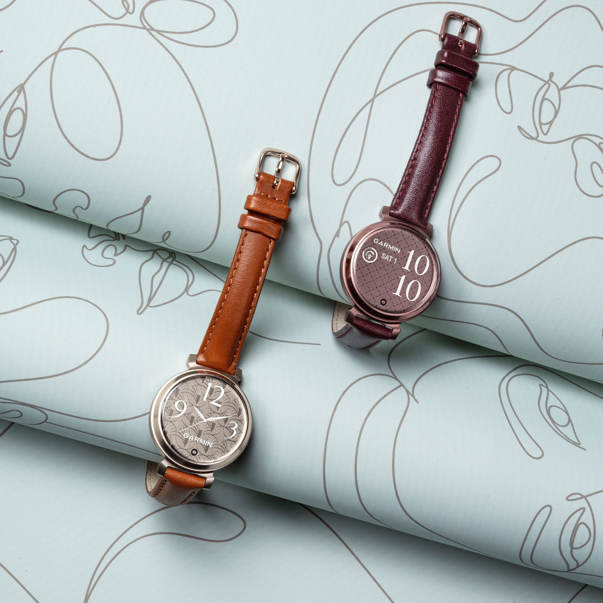 Garmin Lily 2 Classic, Small and Stylish Smartwatch Mulberry Bundle