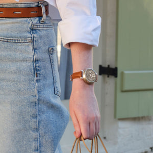 Garmin Lily 2 Classic, Small and Stylish Smartwatch Cream Gold with Tan