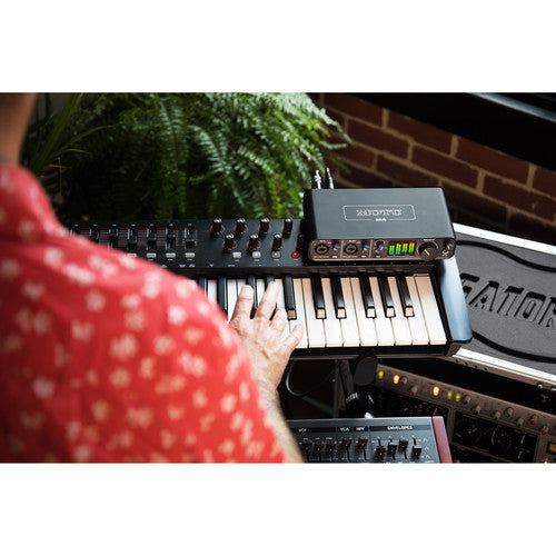 MOTU M4 USB-C Audio-MIDI Interface Bundle