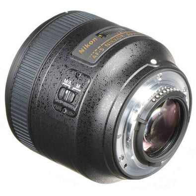 Nikon AF FX NIKKOR 85mm f/1.8G Fixed Lens with Auto Focus for Nikon DSLR Cameras - International Version