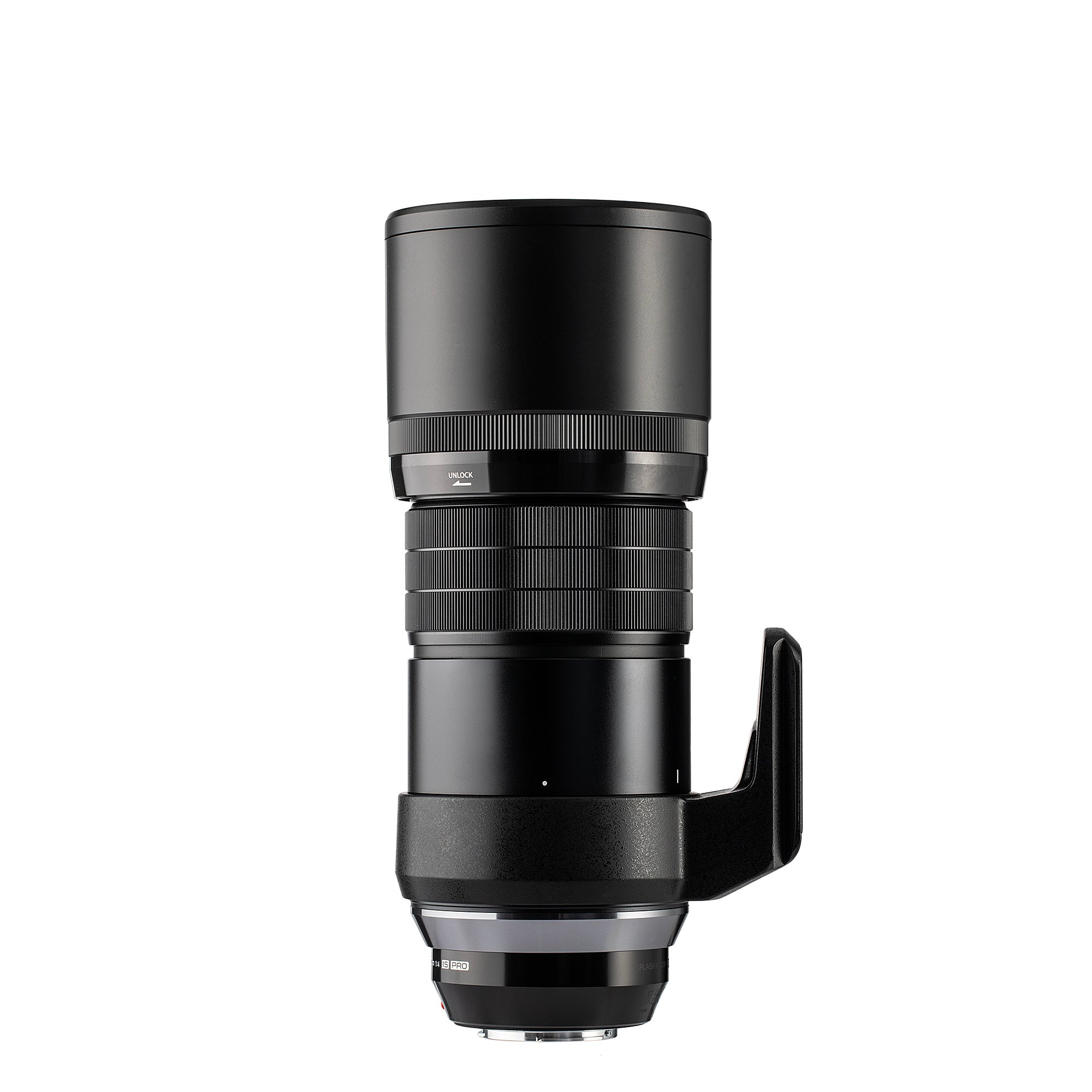 Olympus M.Zuiko Digital ED 300mm f/4 IS PRO Lens Bundle