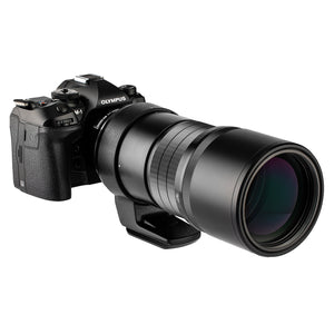 Olympus M.Zuiko Digital ED 300mm f/4 IS PRO Lens Bundle