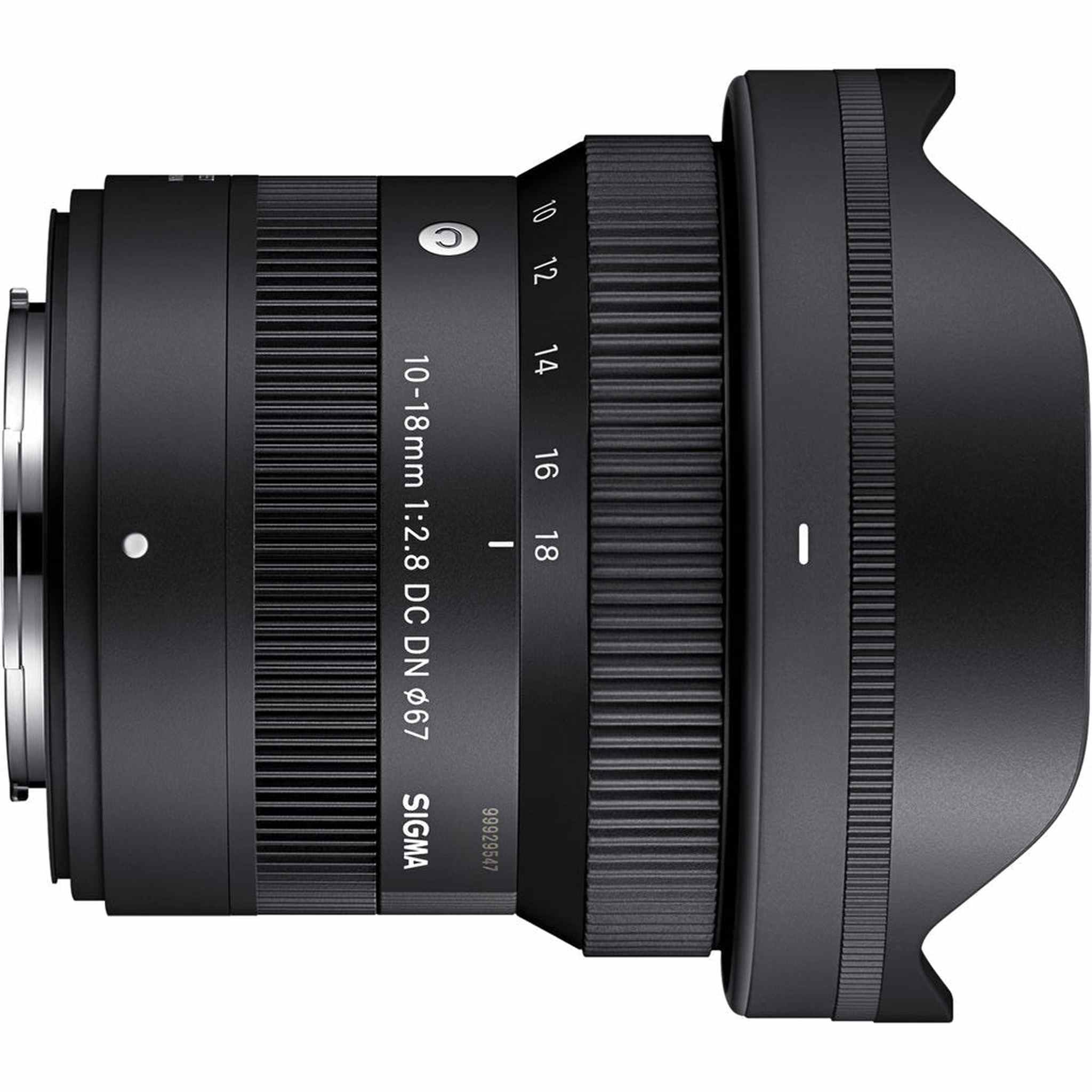 Sigma 10-18mm f/2.8 DC DN Contemporary FUJIFILM X Bundle 1