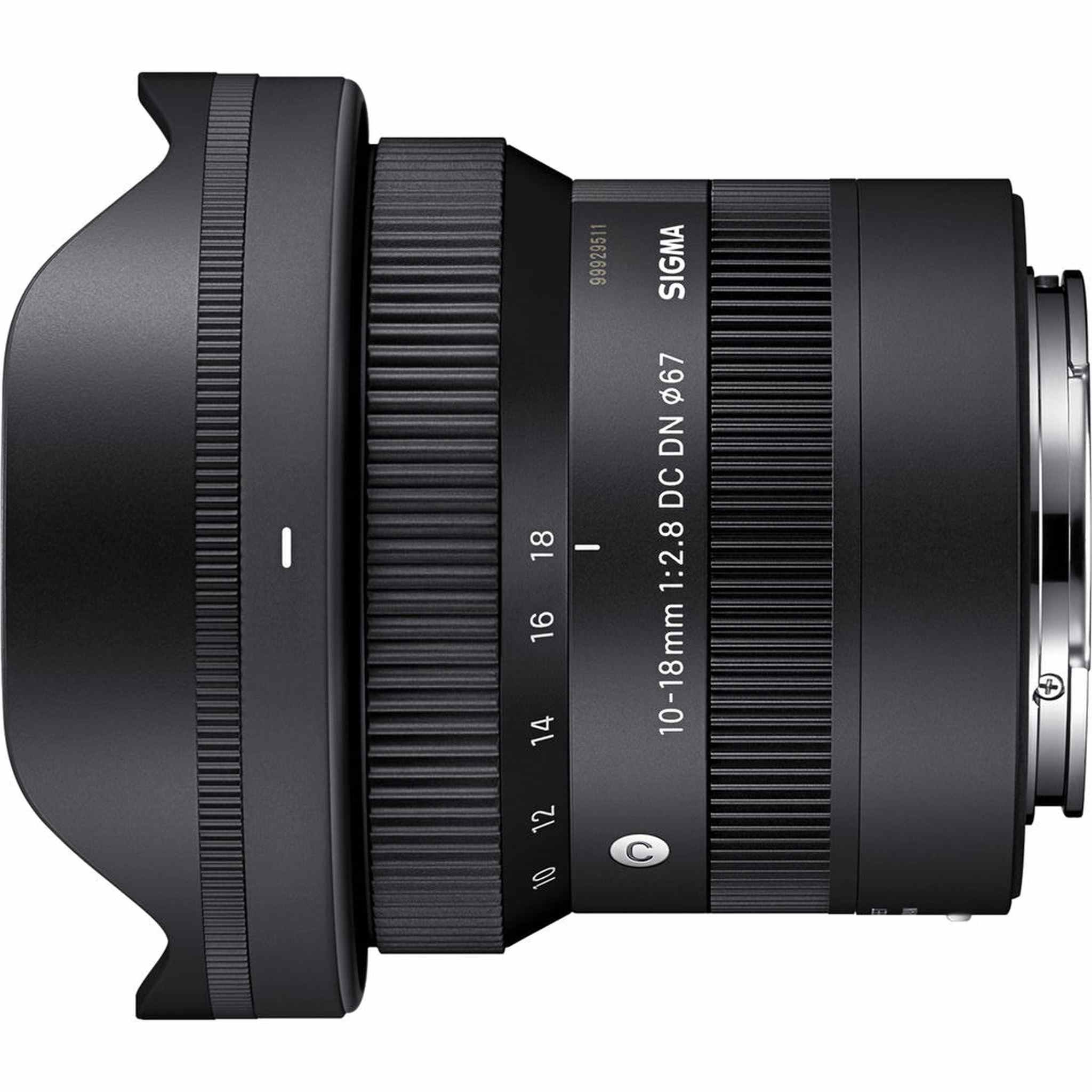 Sigma 10-18mm f/2.8 DC DN Contemporary Sony E Bundle