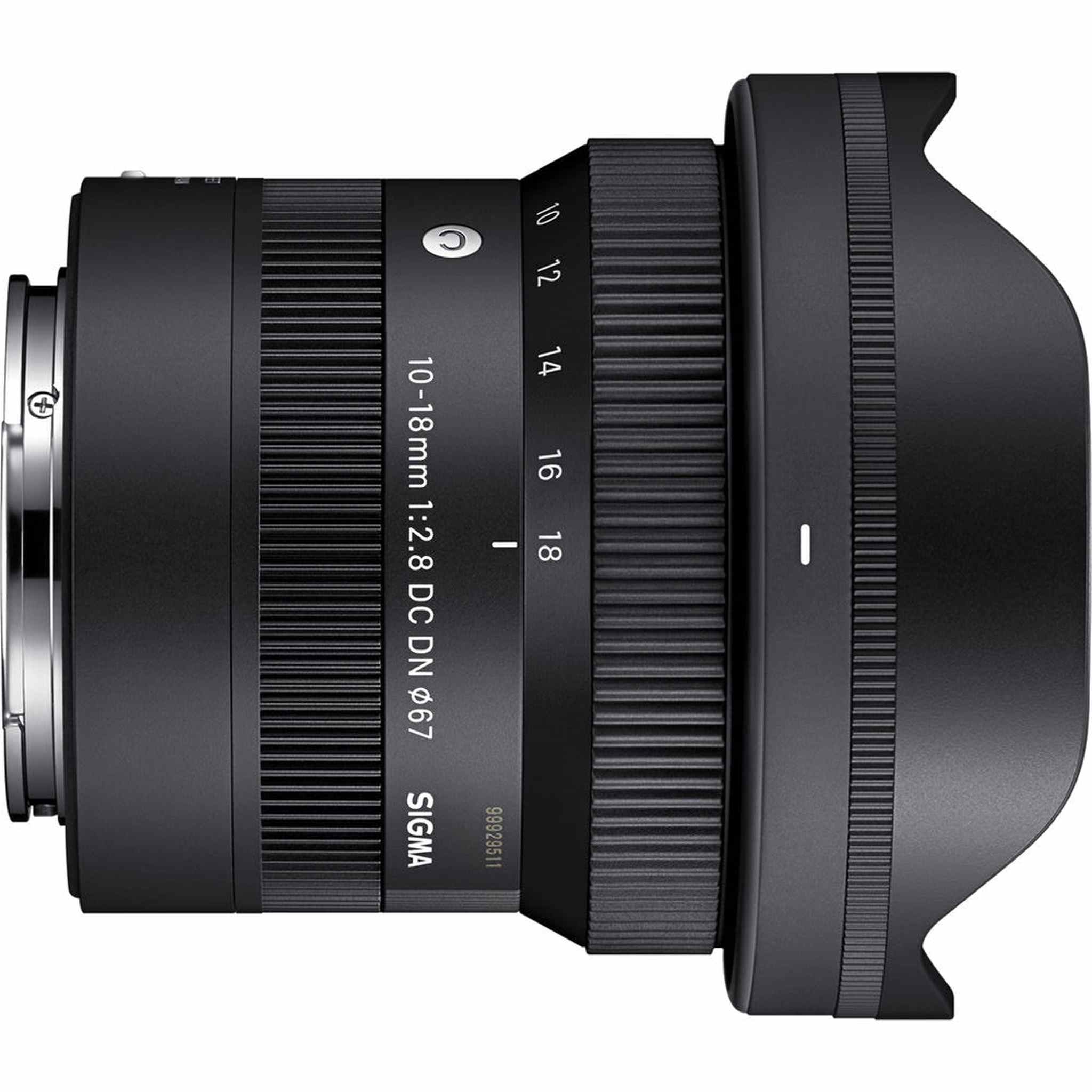 Sigma 10-18mm f/2.8 DC DN Contemporary Sony E Bundle