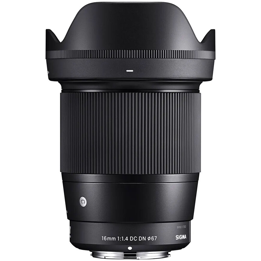 Sigma 16mm f/1.4 DC DN Contemporary Canon RF Bundle 2