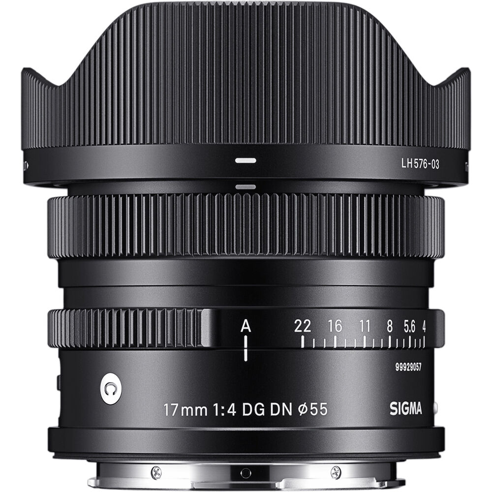 Sigma 17mm f/4 DG DN Contemporary Leica L Bundle