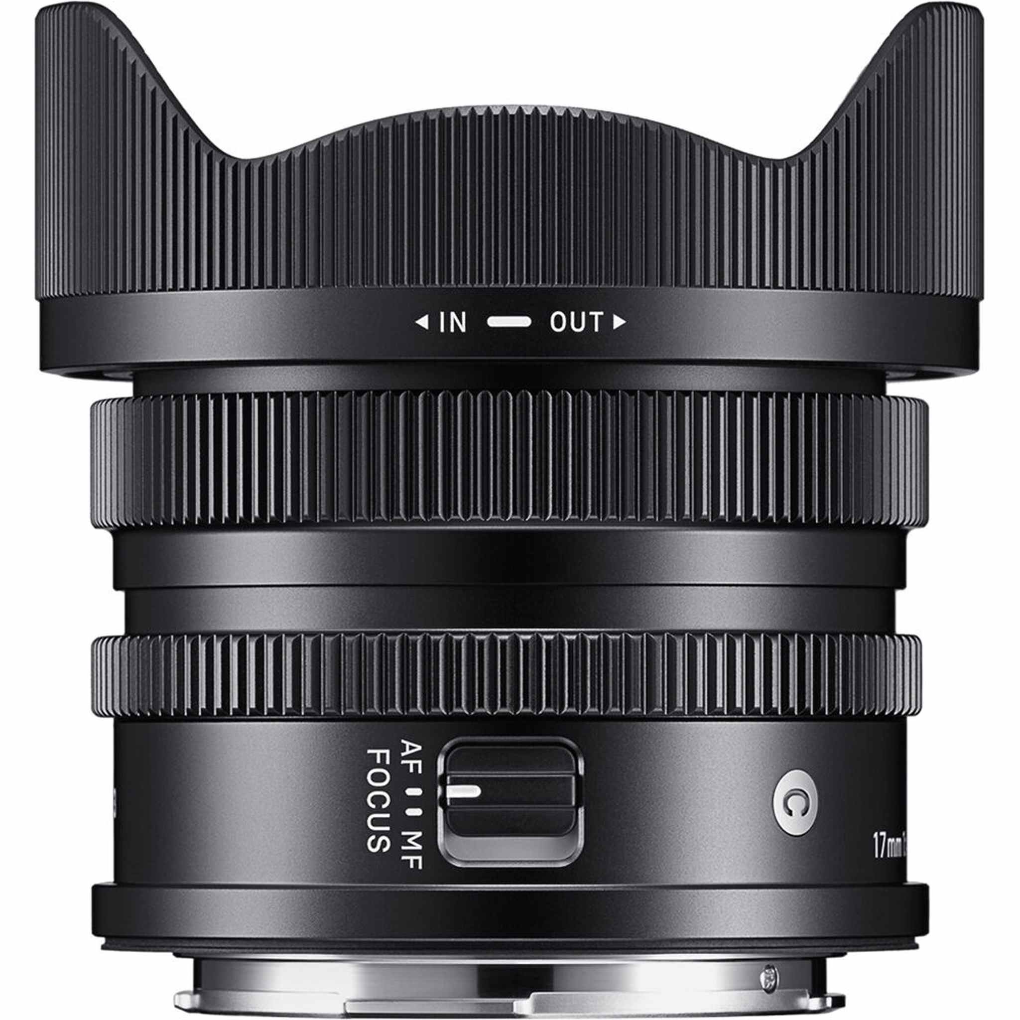 Sigma 17mm f/4 DG DN Contemporary Leica L Bundle