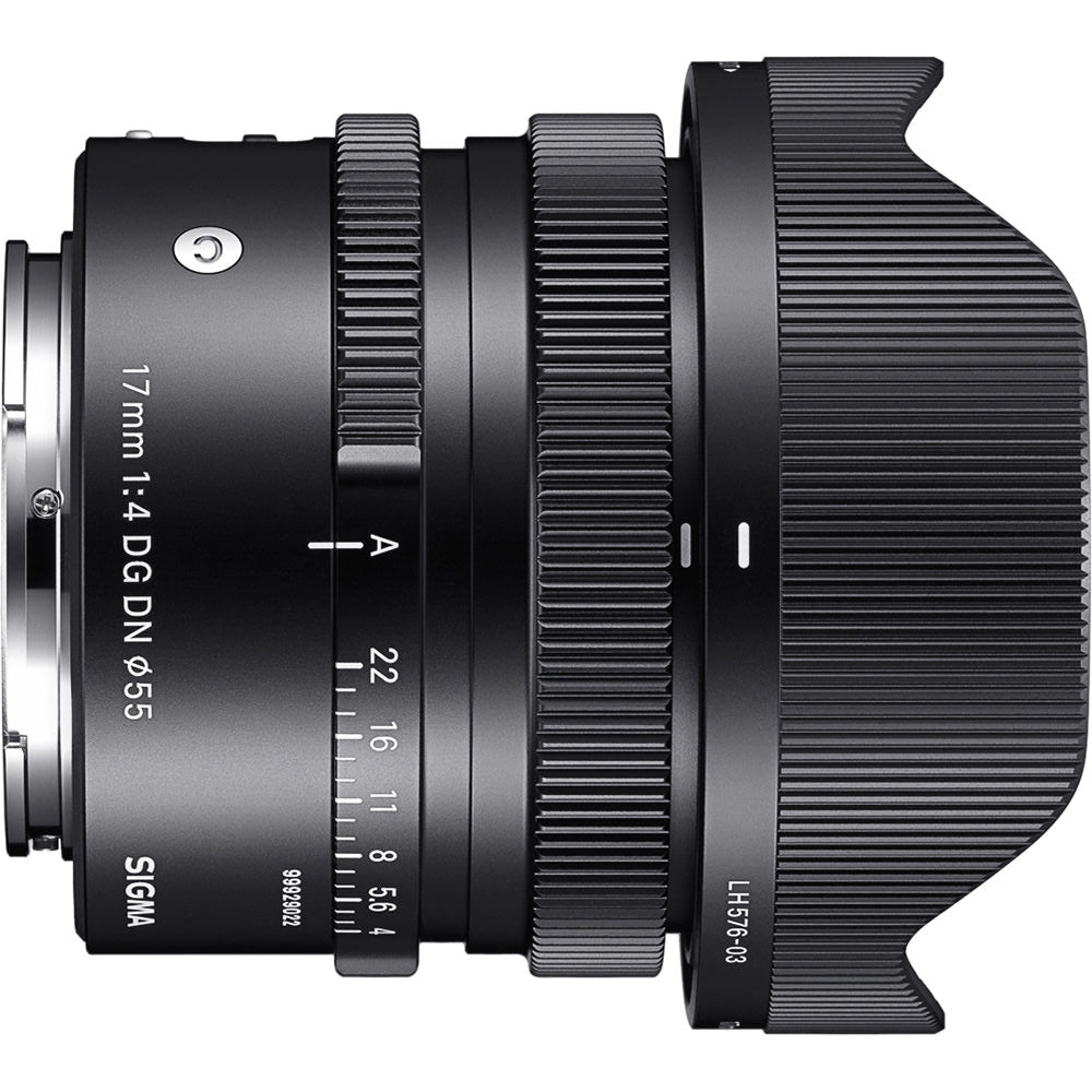 Sigma 17mm f/4 DG DN Contemporary Sony E Bundle