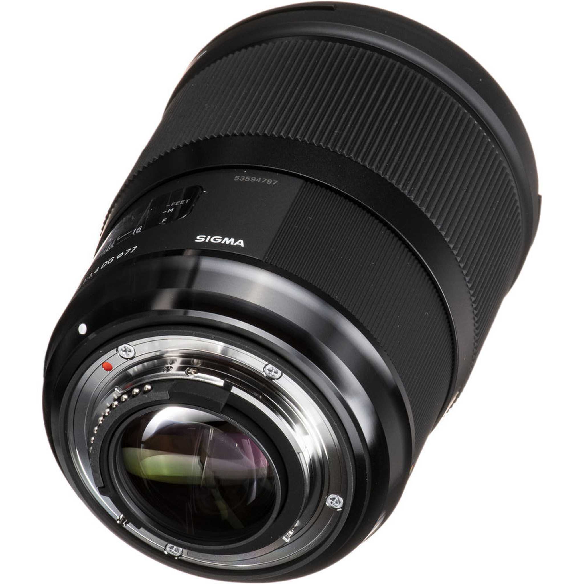 Sigma 28mm f/1.4 DG HSM Art Nikon F Bundle