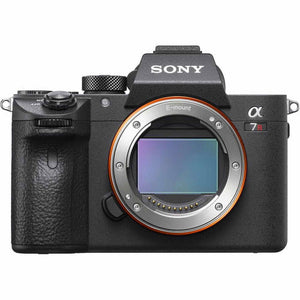 Sony a7R III Mirrorless Camera: 42.4MP Full Frame High Resolution Mirrorless Interchangeable Lens Digital Camera with Front End LSI Image Processor, 4K HDR Video and 3" LCD Screen - ILCE7RM3/B Body - International Model