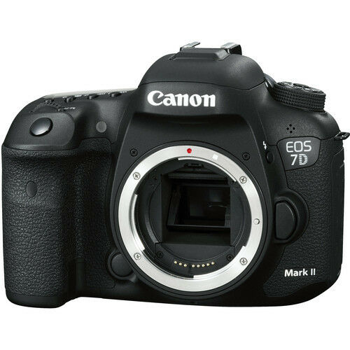 Canon EOS 7D Mark II DSLR Camera (Body Only) 32GB Bundle