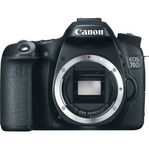 Canon EOS 70D DSLR Camera + 64GB, Memory Card Wallet & Screen Protectors