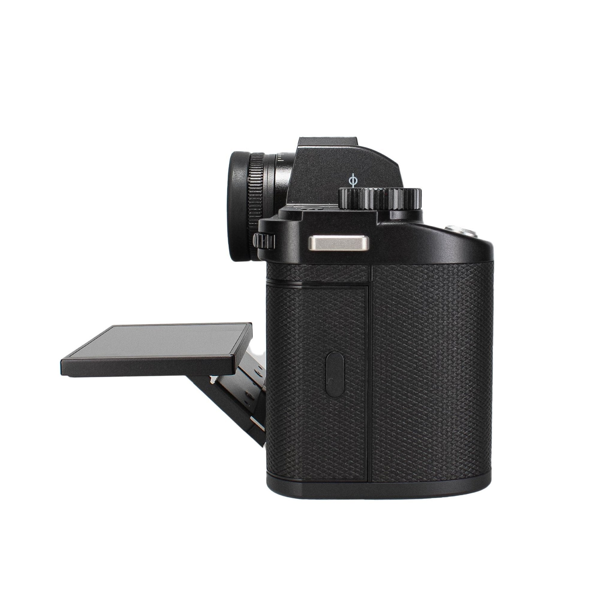 Leica SL3-S Mirrorless Digital Camera + Panasonic 28-200mm Lens + 64GB Memory Card Bundle