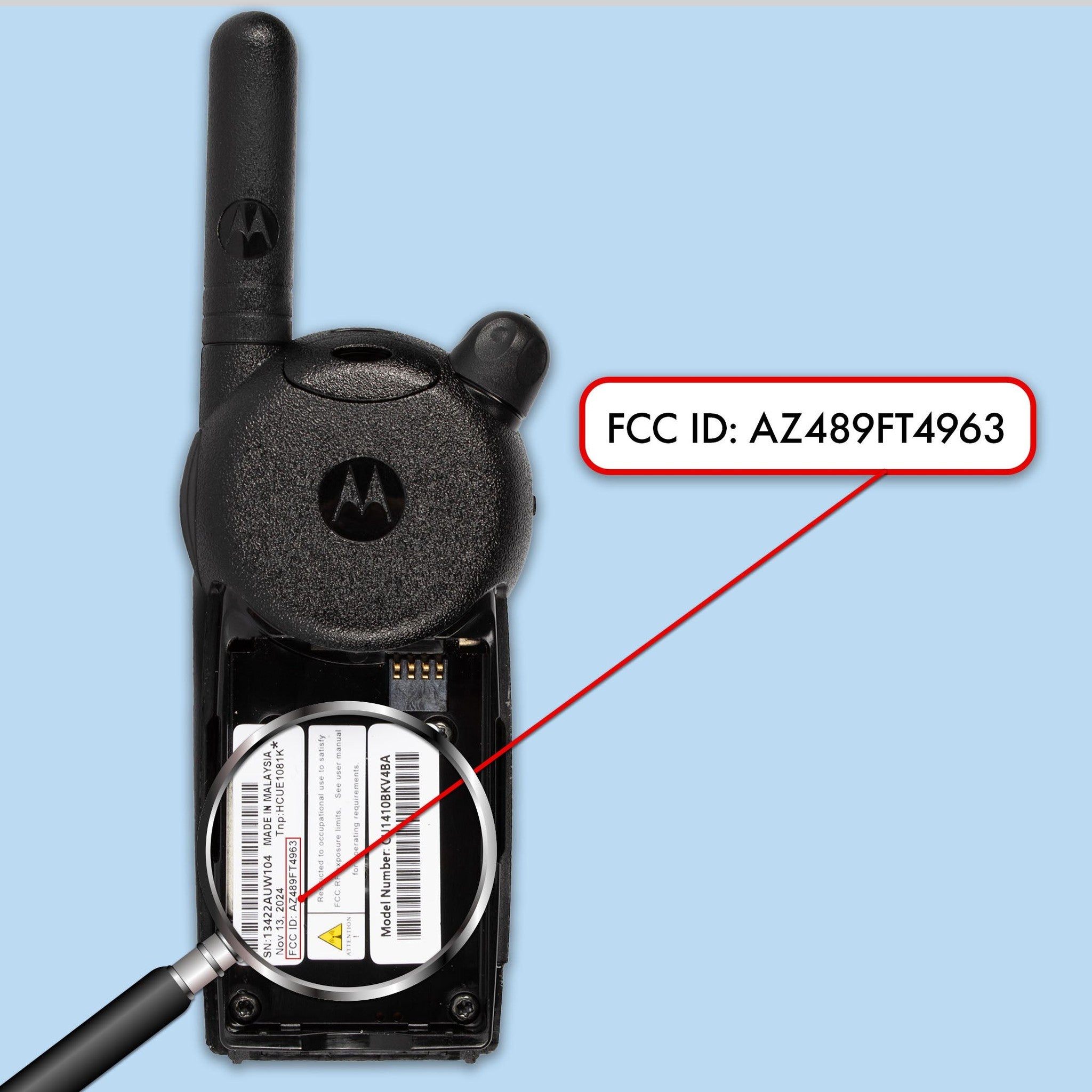 2 x Motorola CLS1410 UHF 1 W 4-Channel 2-Way Radio - 2 Pack With Mic Bundle