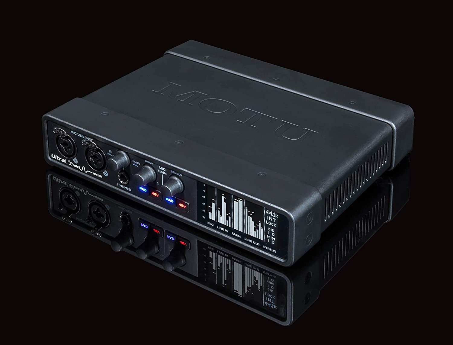 MOTU UltraLite-mk5 USB Audio Interface Bundle with Headphone, XLR Cables, and 6Ave Cleaning Kit