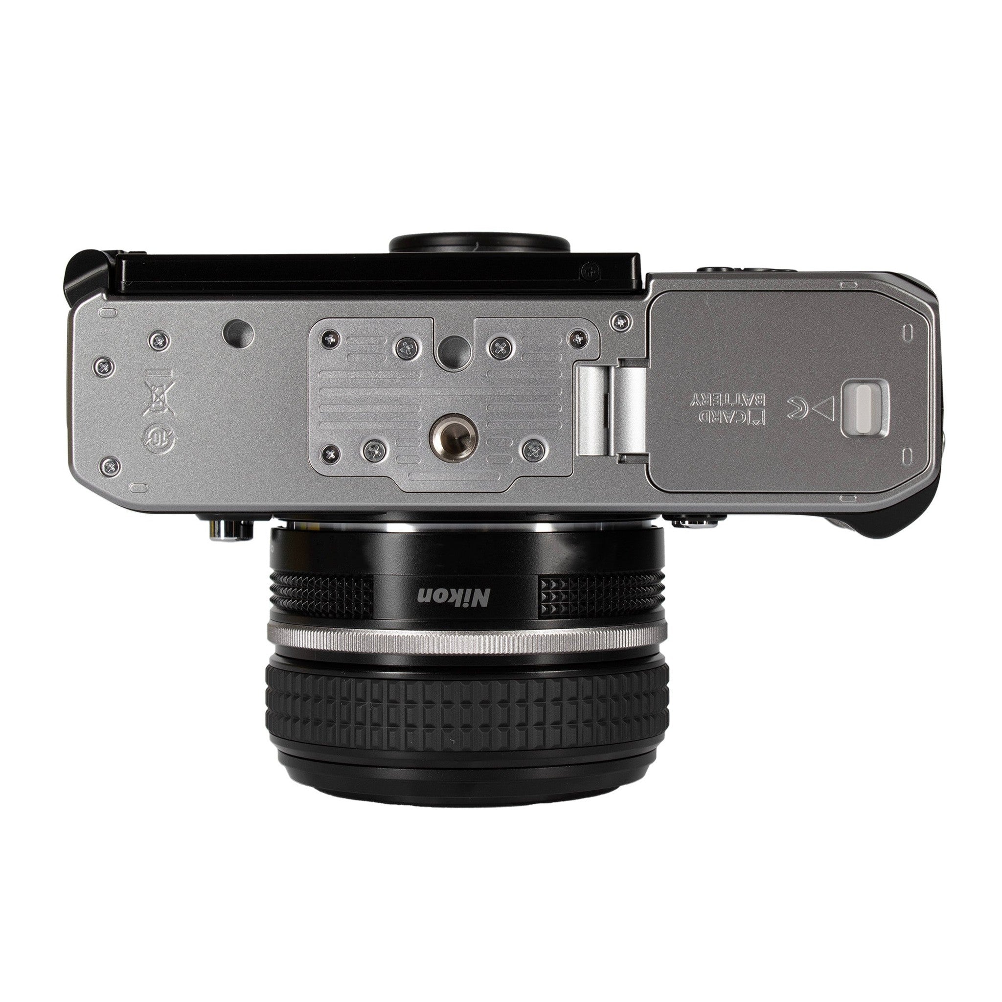 Nikon Zf Mirrorless Camera with 40mm Lens - Full Frame, 24.5MP, 4K UHD Video Recording with Dual Card Slots Silver