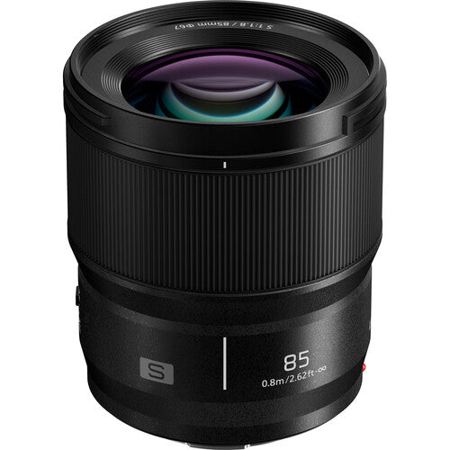 Panasonic Lumix S 85mm f/1.8 Lens Bundle